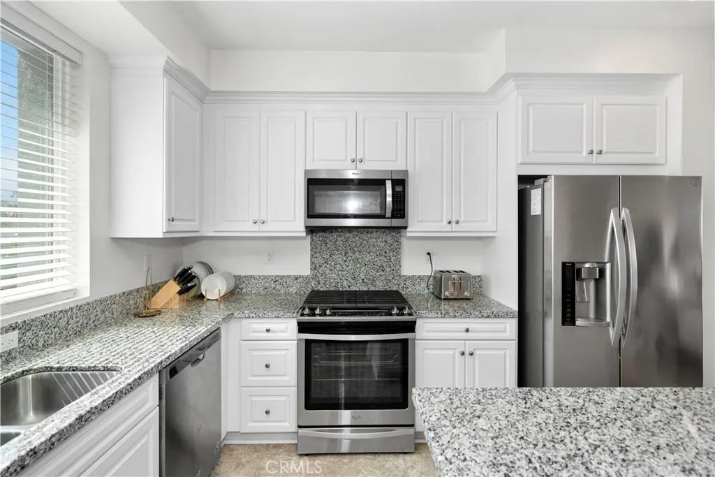 249 Steely, Irvine, California 92614 home-pic-13