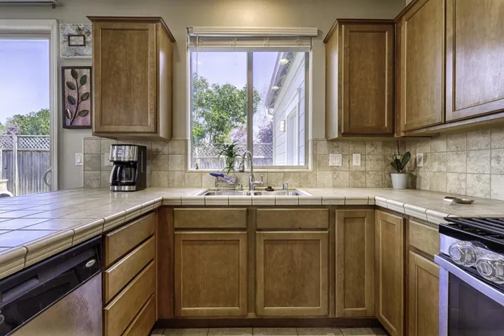 4015 Agassi Dr Drive, Santa Rosa, California 95407