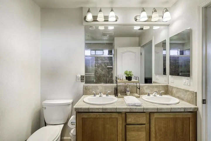 4015 Agassi Dr Drive, Santa Rosa, California 95407