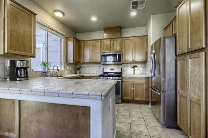 4015 Agassi Dr Drive, Santa Rosa, California 95407