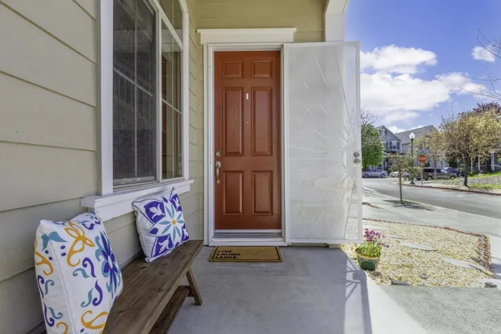 4015 Agassi Dr Drive, Santa Rosa, California 95407