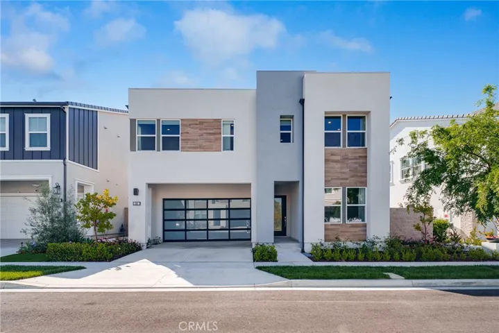 200 Wild Flower, Lake Forest, California 92630