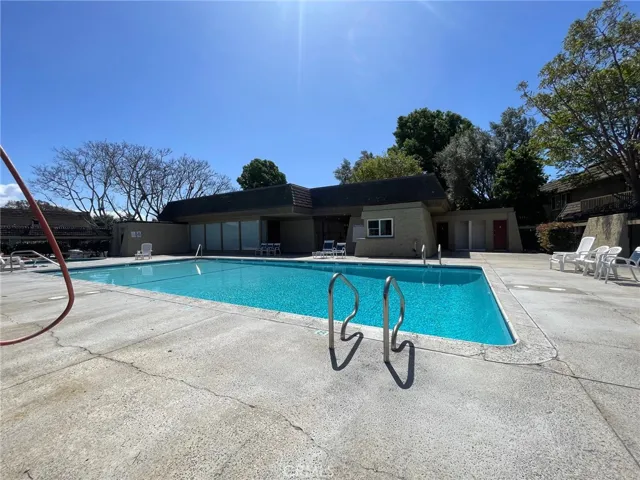 10296 Colombia River Court, Fountain Valley, California 92708