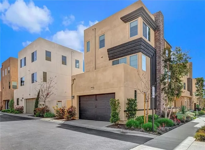 118 Interval, Irvine, California 92618