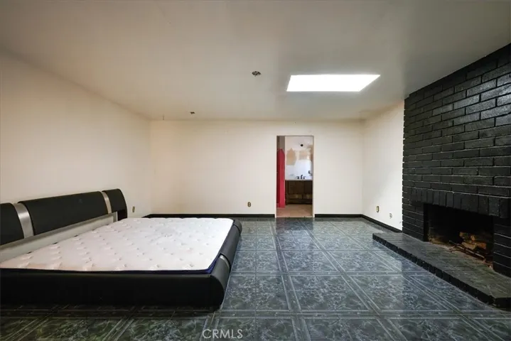 11988 Pepper Street, Bloomington, California 92316