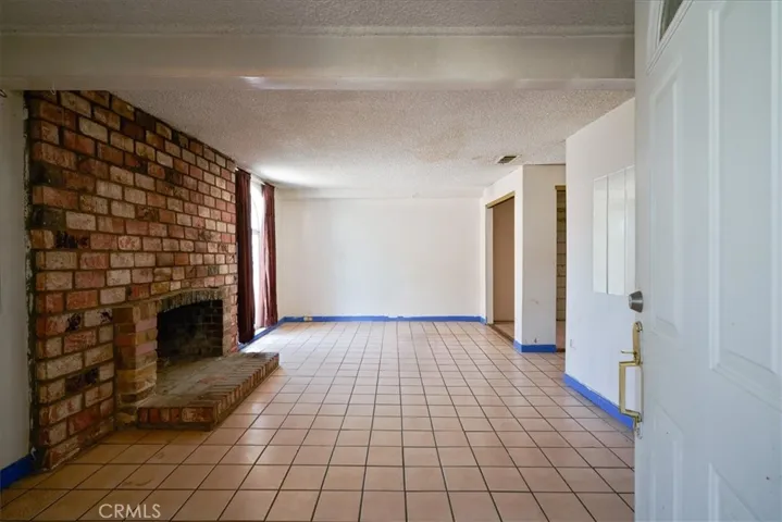 11988 Pepper Street, Bloomington, California 92316