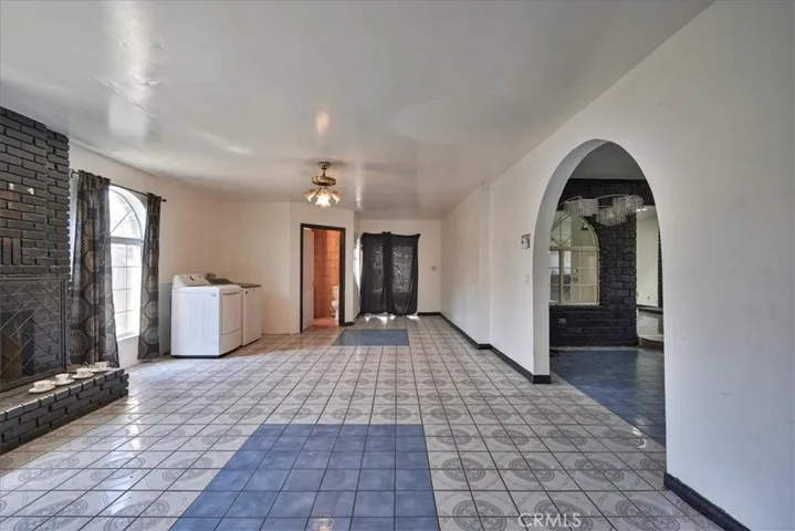 11988 Pepper Street, Bloomington, California 92316