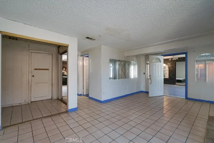 11988 Pepper Street, Bloomington, California 92316