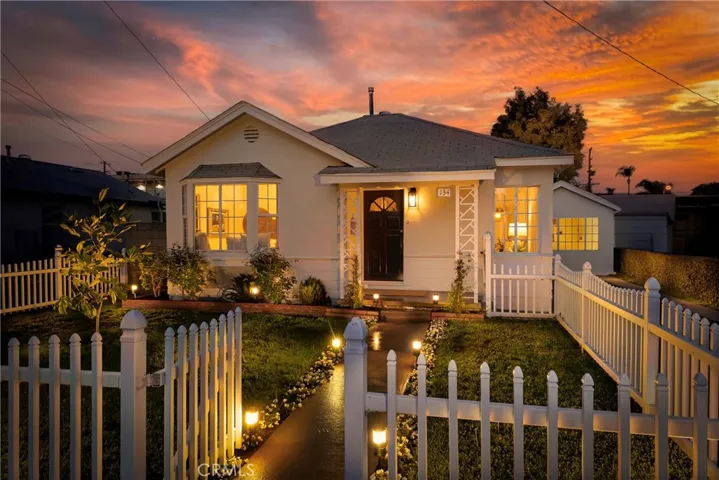 Perfection complete with picket fence