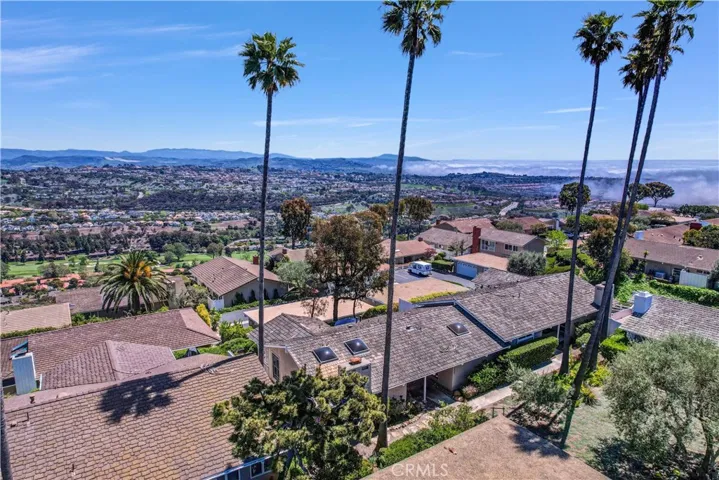 Mid-Century Modern Bungalow perch at the highest point in Laguna Niguel with sweeping view from Saddleback Mountain to the Pacific Ocean Coastline