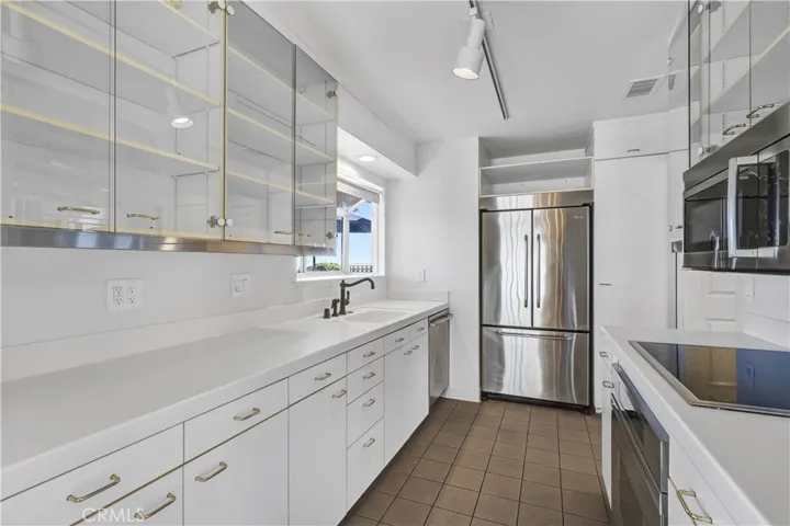 Efficient modern design kitchen with abundant workspace and storage