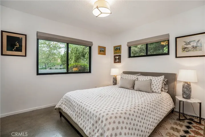 22335 Tiara Street, Woodland Hills, California 91367