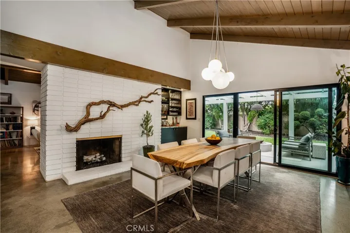 22335 Tiara Street, Woodland Hills, California 91367