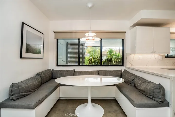 22335 Tiara Street, Woodland Hills, California 91367