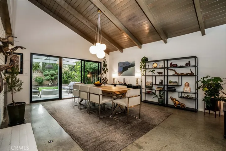 22335 Tiara Street, Woodland Hills, California 91367