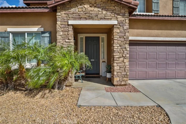 Stone entry walls