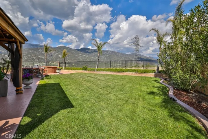 Breathtaking mountain views.