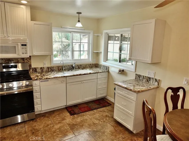 10872 Poindexter Avenue, Garden Grove, California 92840