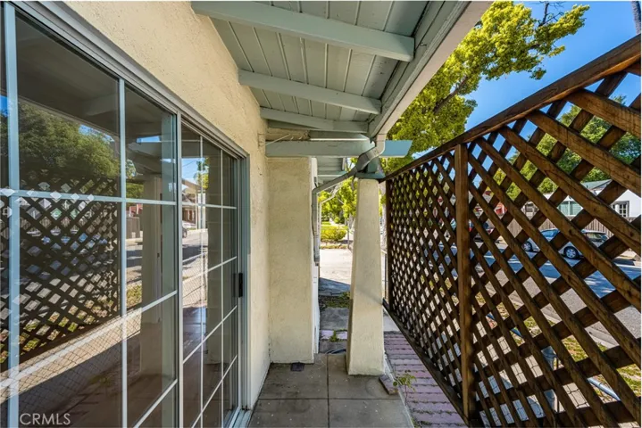 Covered Porch on Side