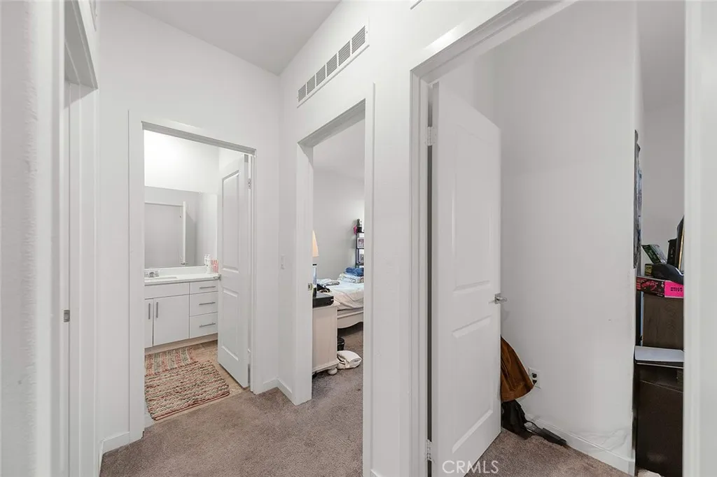 16584 Poppy Seed Lane, Fontana, California 92336 home-pic-22