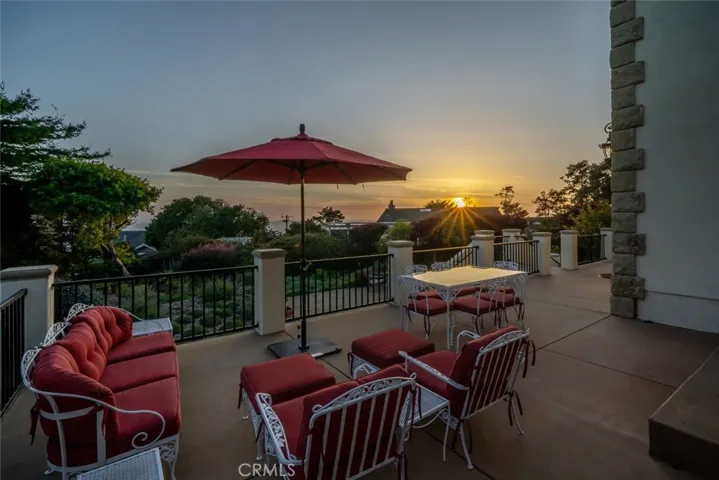 612 Exeter Lane, Cambria, California 93428