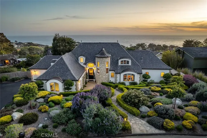 612 Exeter Lane, Cambria, California 93428