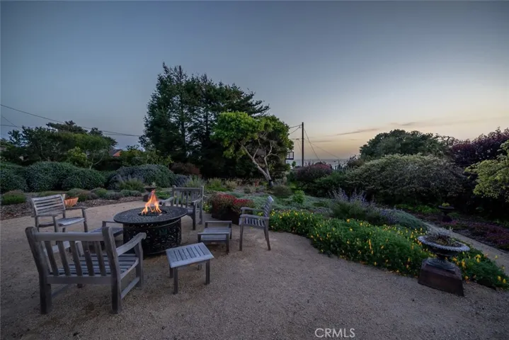 612 Exeter Lane, Cambria, California 93428