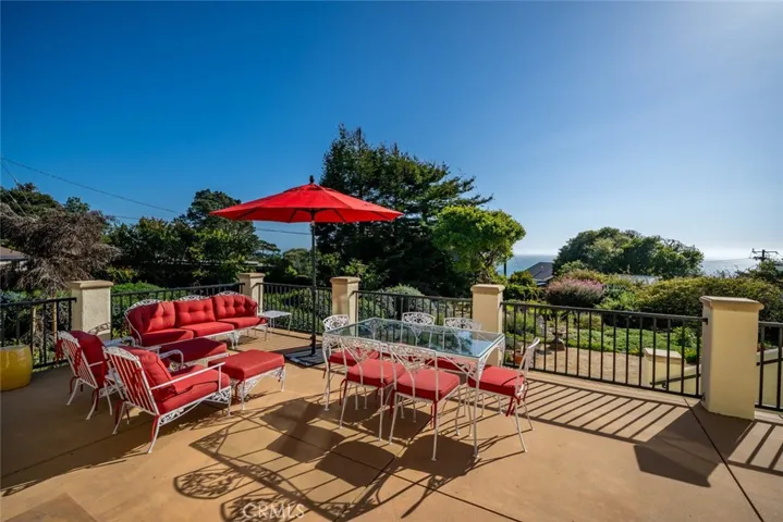 612 Exeter Lane, Cambria, California 93428