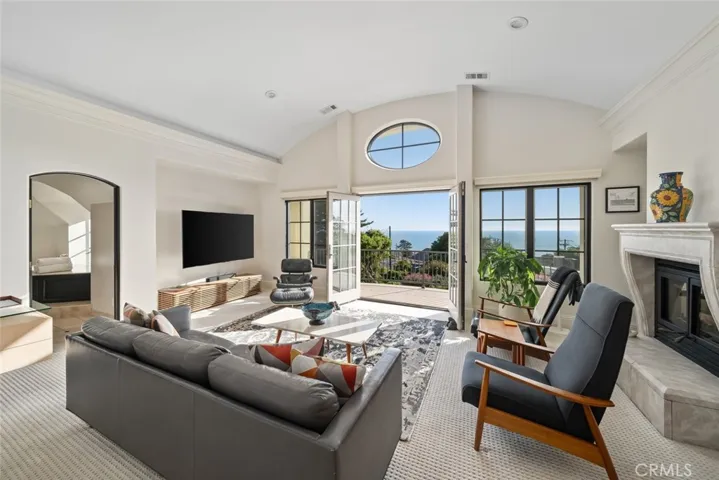 612 Exeter Lane, Cambria, California 93428