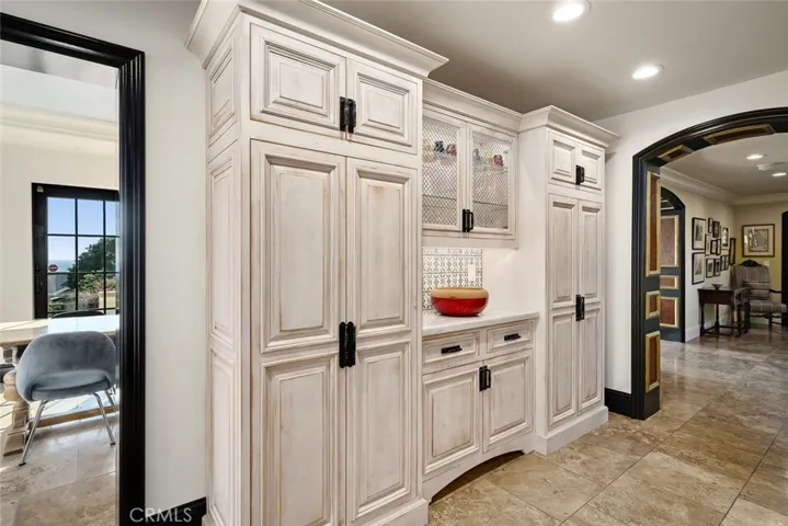 612 Exeter Lane, Cambria, California 93428