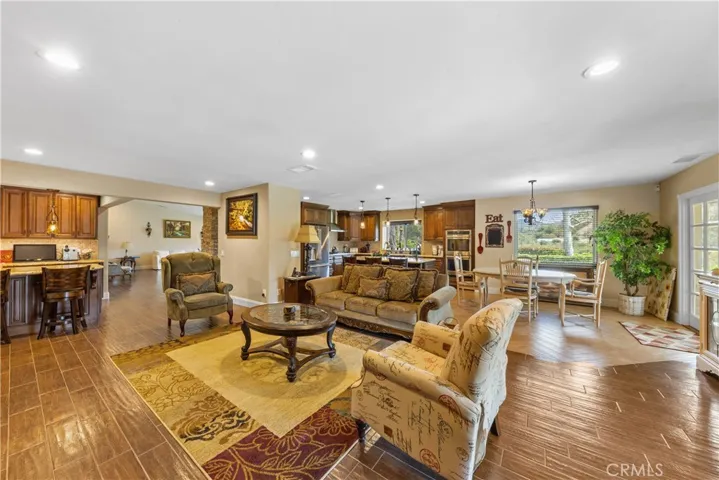 47100 Sandia Creek Drive, Temecula, California 92590