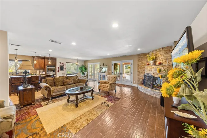 47100 Sandia Creek Drive, Temecula, California 92590