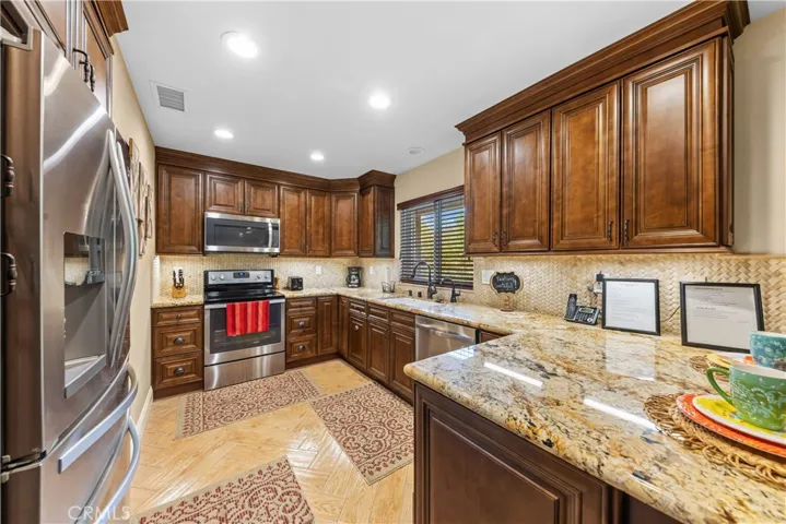 47100 Sandia Creek Drive, Temecula, California 92590
