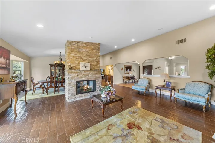 47100 Sandia Creek Drive, Temecula, California 92590