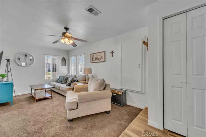 2525 Summerchase Avenue, Rosamond, California 93560