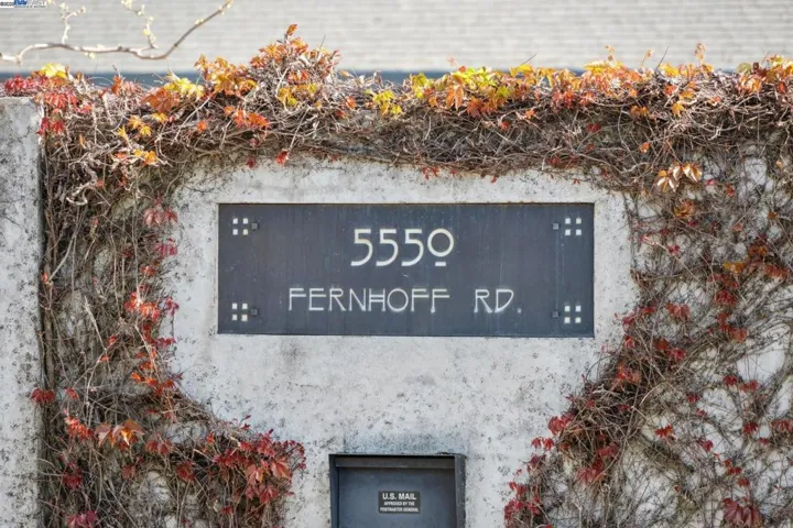 5550 Fernhoff Road, Oakland, California 94619