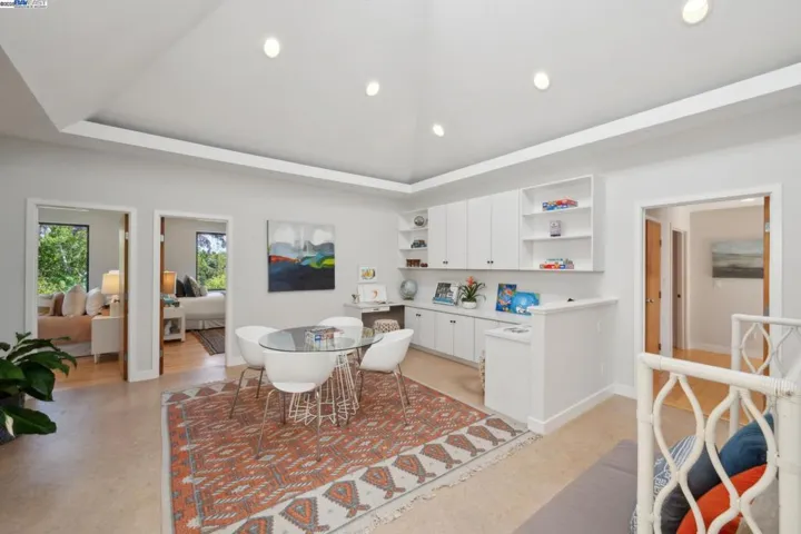 5550 Fernhoff Road, Oakland, California 94619