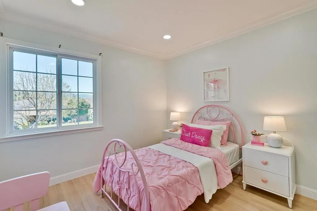 1464 Jamestown Drive, Cupertino, California 95014 home-pic-34