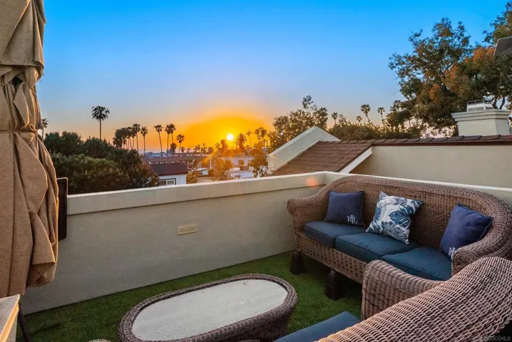 6755 Tyrian Street, La Jolla, California 92037