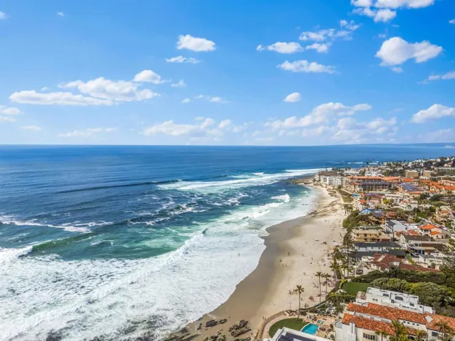 6755 Tyrian Street, La Jolla, California 92037