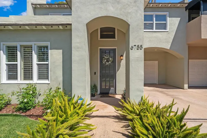 6755 Tyrian Street, La Jolla, California 92037