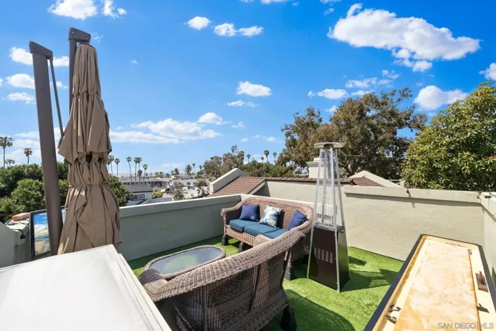 6755 Tyrian Street, La Jolla, California 92037