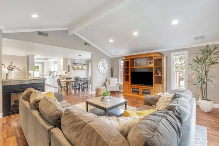 5499 Mary Jo Way, San Jose, California 95124
