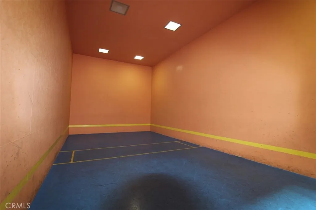 5510 Owensmouth Avenue 206, Woodland Hills, California 91367 home-pic-30