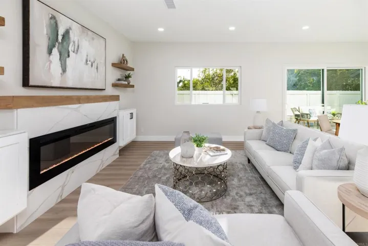 475 Parkwood Lane, Encinitas, California 92024