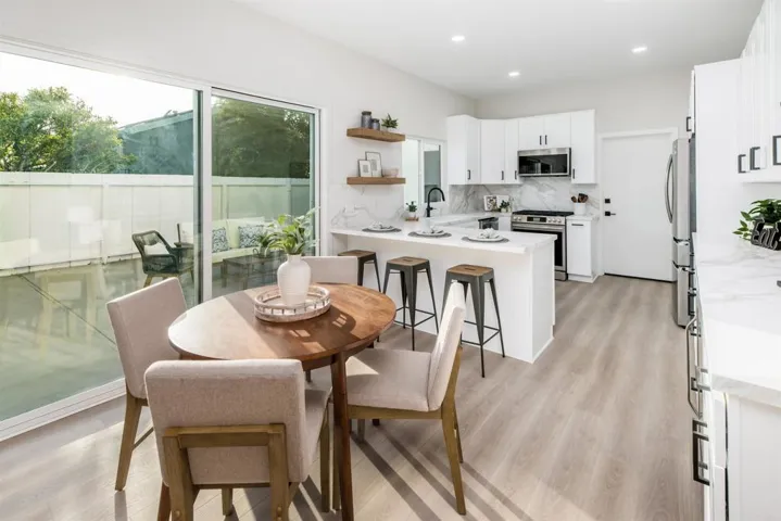 475 Parkwood Lane, Encinitas, California 92024