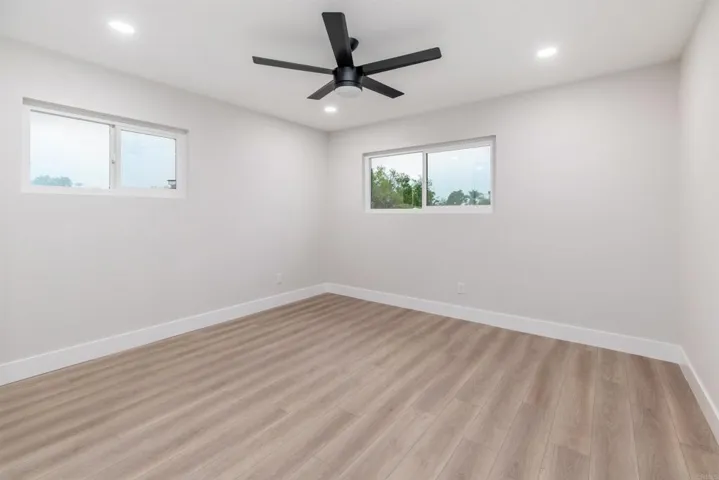 475 Parkwood Lane, Encinitas, California 92024