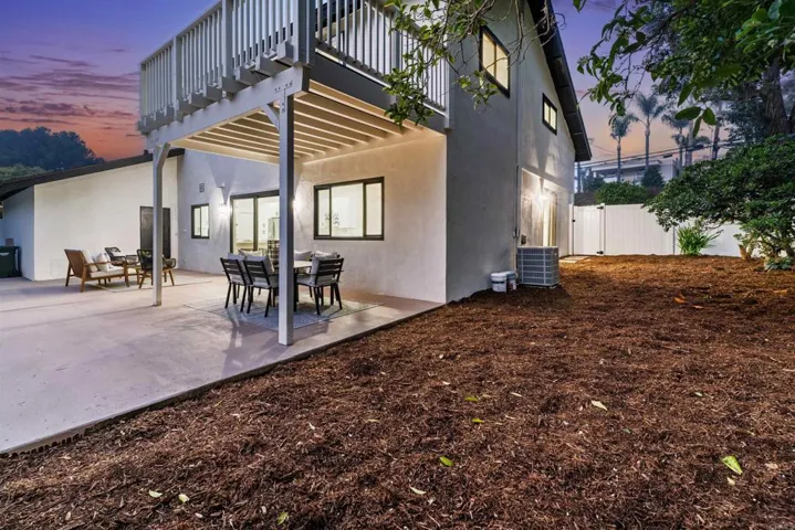 475 Parkwood Lane, Encinitas, California 92024
