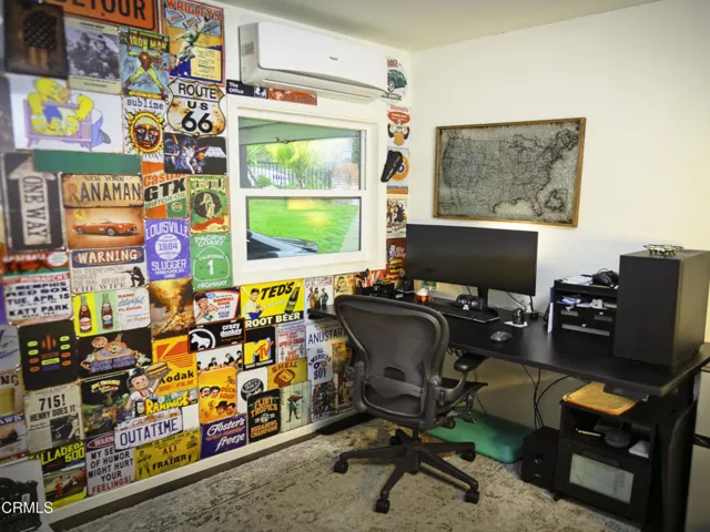 Office2_bright
