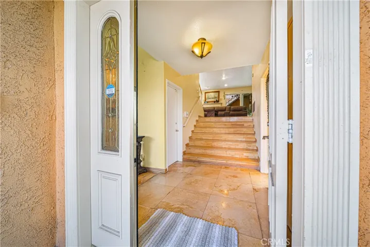 5340 Calatrana Drive, Woodland Hills, California 91364